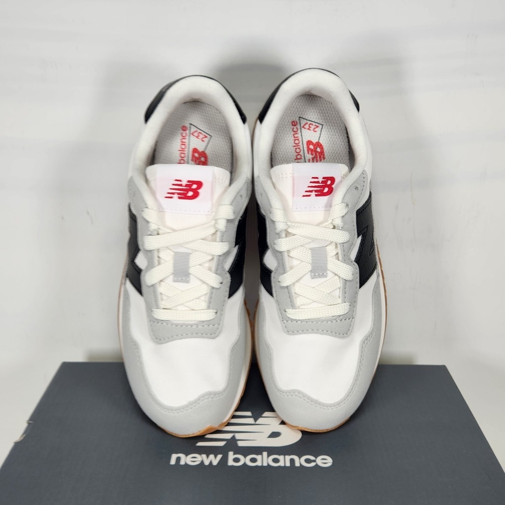 New Balance 237 Sneakers Kids Size 4.5 White Black Heritage Running Shoes - Picture 3 of 7